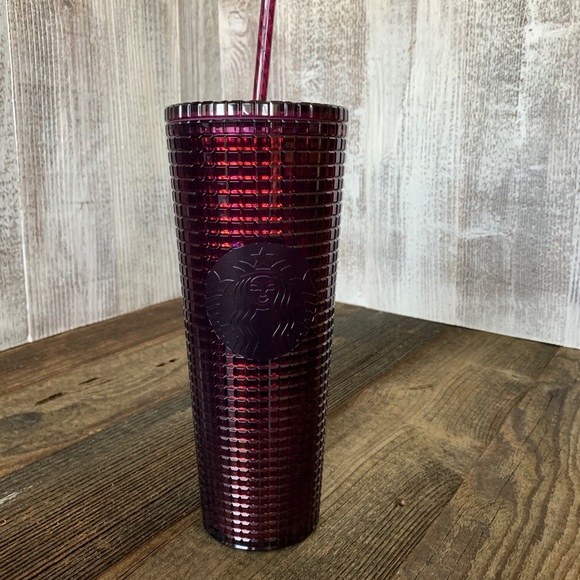 Starbucks Holiday Winter Berry Tumbler 2020 - Picture 3 of 10